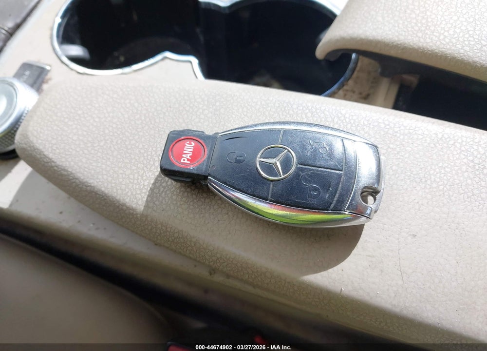 2009 MERCEDES-BENZ C 300 LUXURY/SPORT VIN: WDDGF54X69R048280