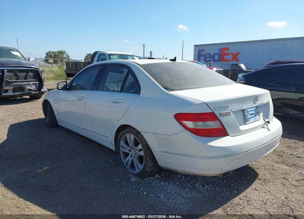 2009 MERCEDES-BENZ C 300 LUXURY/SPORT VIN: WDDGF54X69R048280
