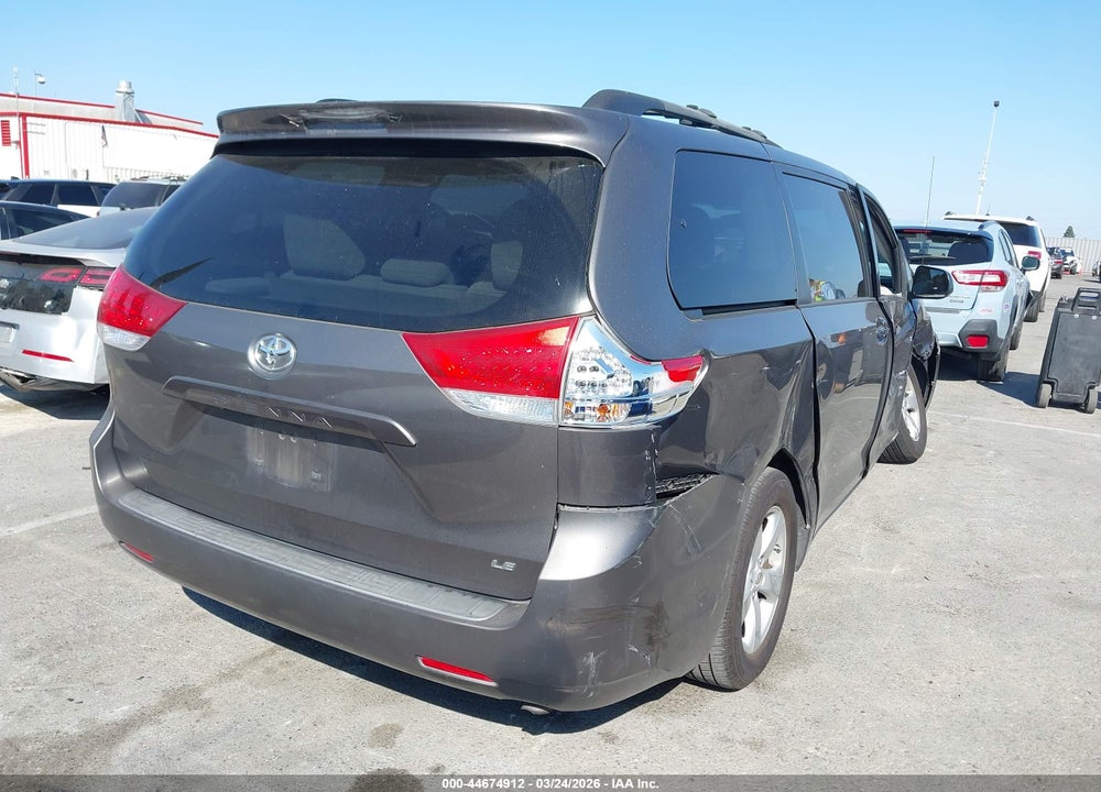 2011 TOYOTA SIENNA LE V6 VIN: 5TDKK3DC5BS145396