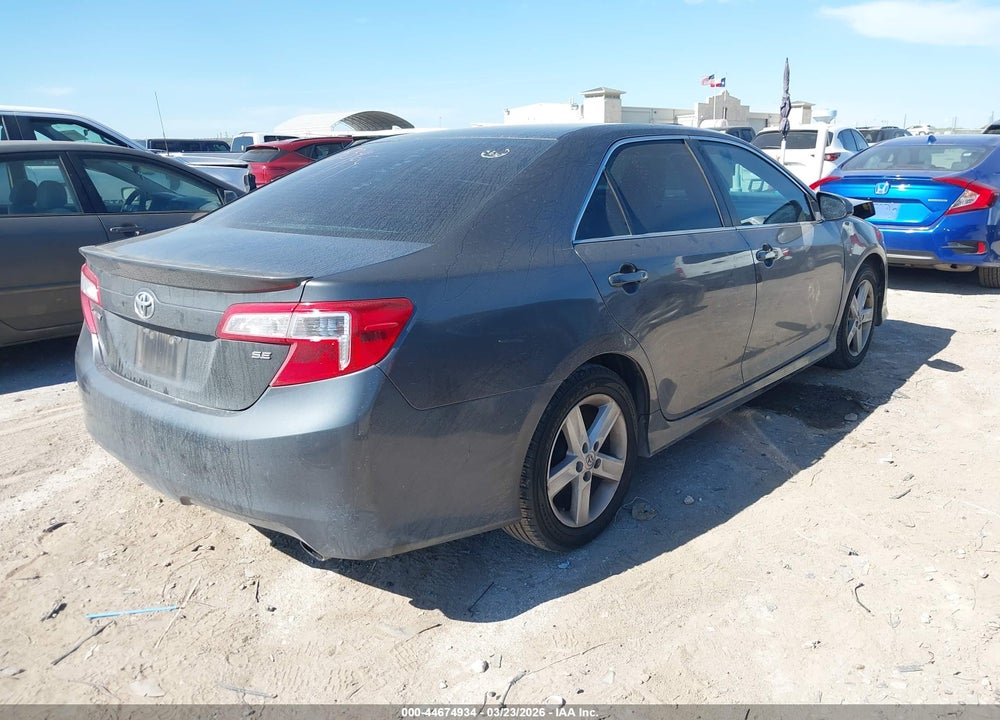 2013 TOYOTA CAMRY SE VIN: 4T1BF1FK8DU271064