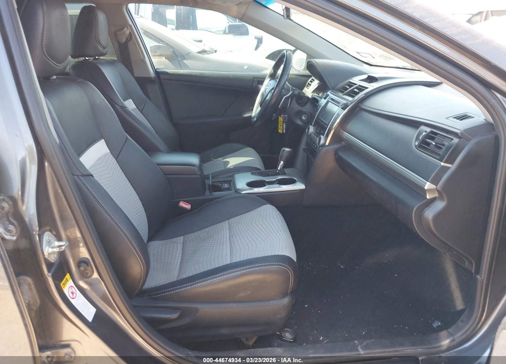 2013 TOYOTA CAMRY SE VIN: 4T1BF1FK8DU271064