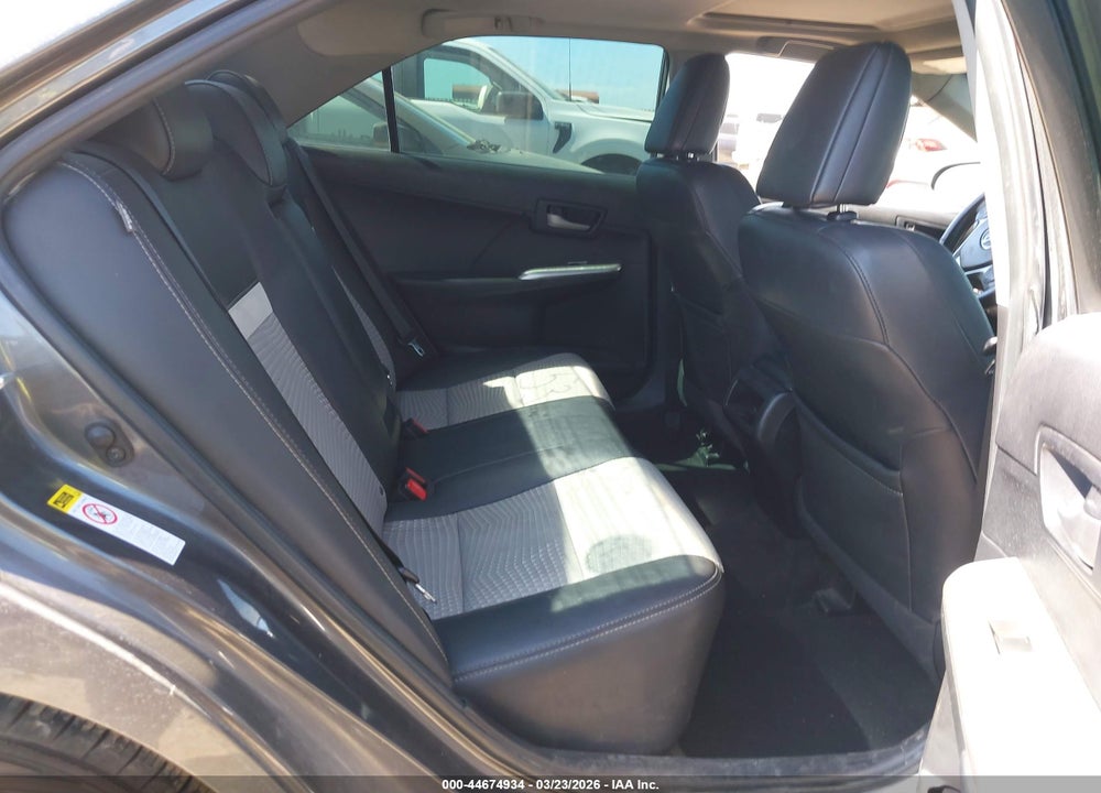 2013 TOYOTA CAMRY SE VIN: 4T1BF1FK8DU271064