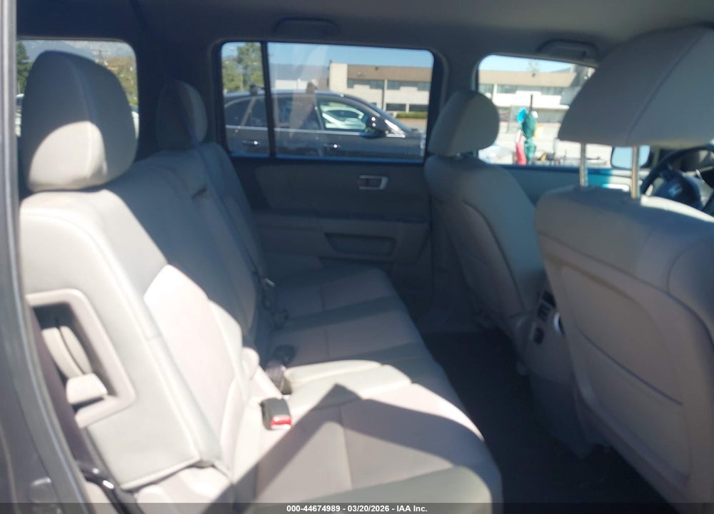 2012 HONDA PILOT EX VIN: 5FNYF3H45CB010278