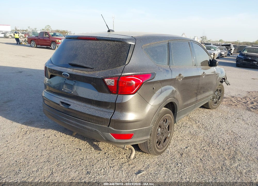 2019 FORD ESCAPE S VIN: 1FMCU0F7XKUB85767
