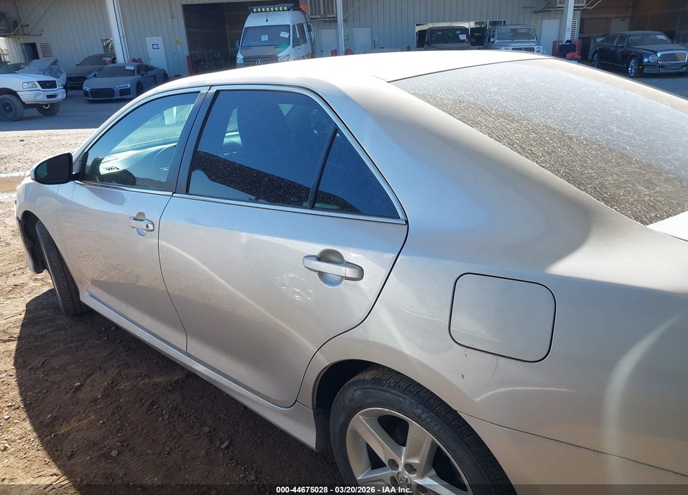 2013 TOYOTA CAMRY SE VIN: 4T1BF1FK3DU264734