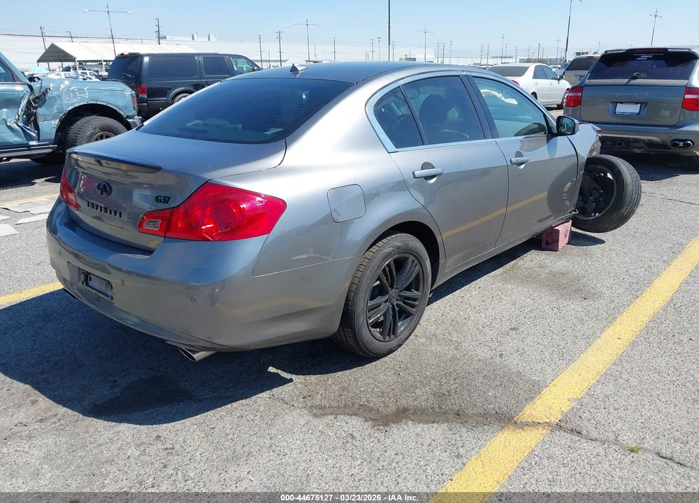 2011 INFINITI G37 JOURNEY VIN: JN1CV6AP6BM501311