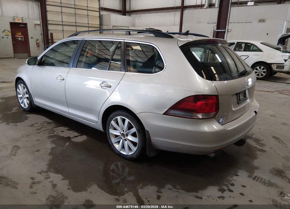 2014 VOLKSWAGEN JETTA SPORTWAGEN 2.0L TDI VIN: 3VWPL7AJ3EM625029