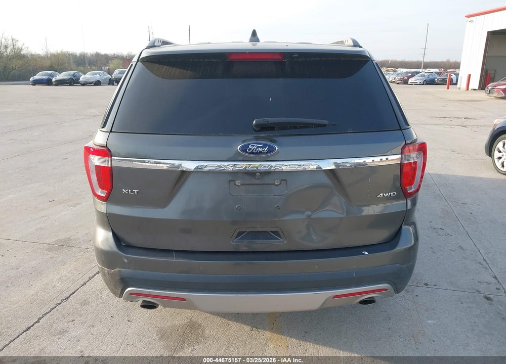 2016 FORD EXPLORER XLT VIN: 1FM5K8D83GGC88639