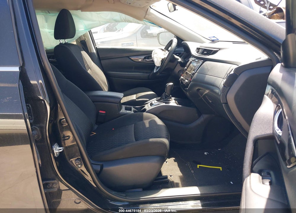 2019 NISSAN ROGUE SV VIN: KNMAT2MTXKP505808