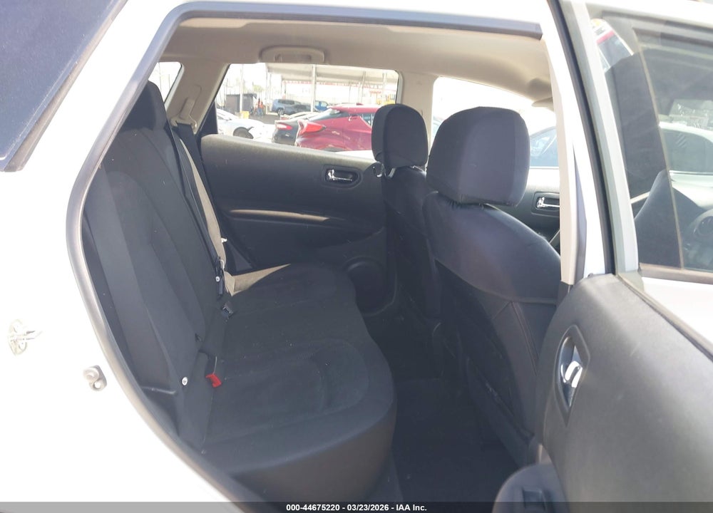 2015 NISSAN ROGUE SELECT S VIN: JN8AS5MT8FW160055