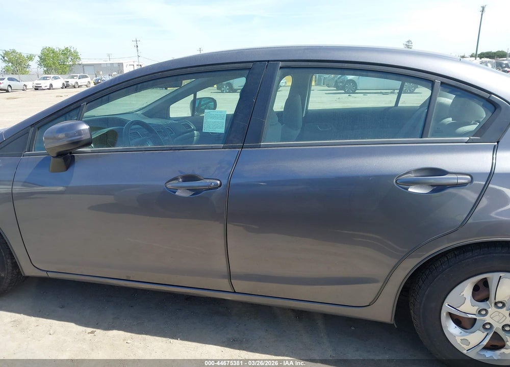 2014 HONDA CIVIC LX VIN: 19XFB2F50EE201978