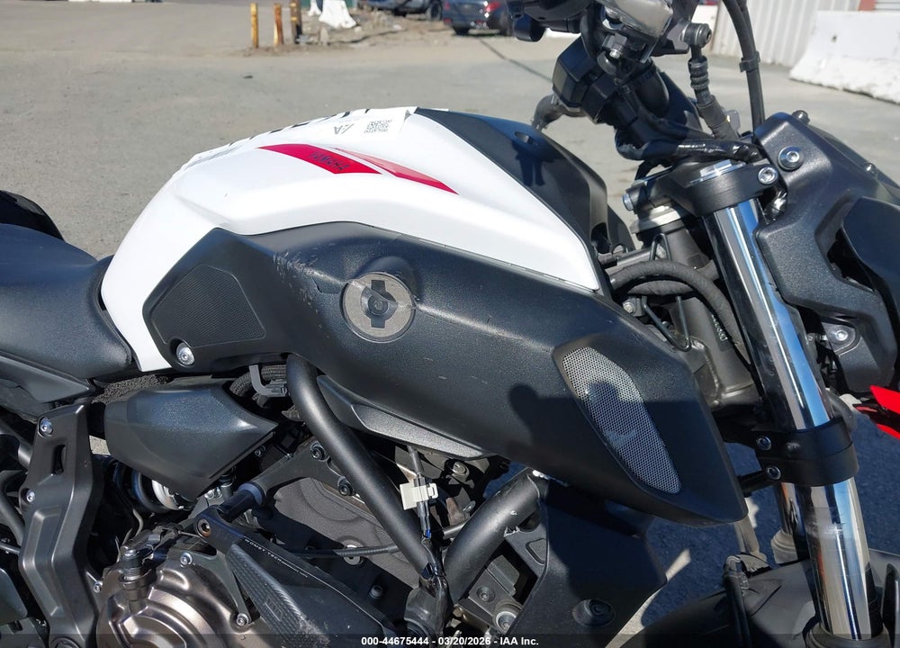 2018 YAMAHA MT07 C VIN: JYARM27Y5JA000330