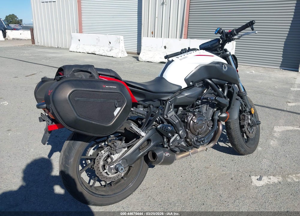 2018 YAMAHA MT07 C VIN: JYARM27Y5JA000330