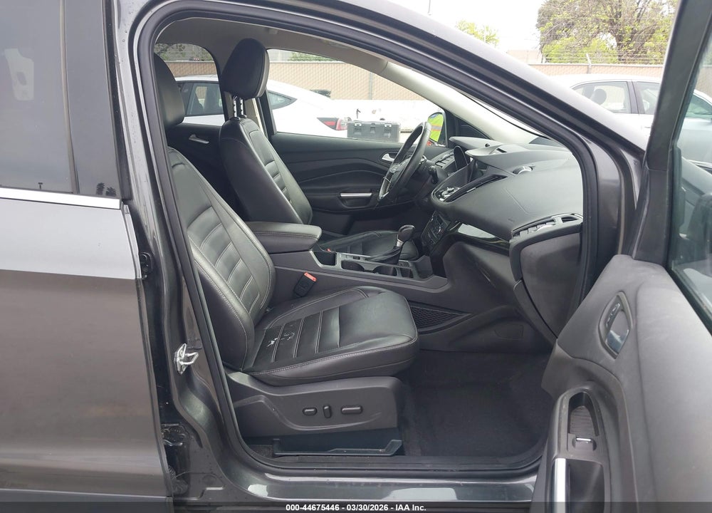 2017 FORD ESCAPE TITANIUM VIN: 1FMCU0JD2HUC19707
