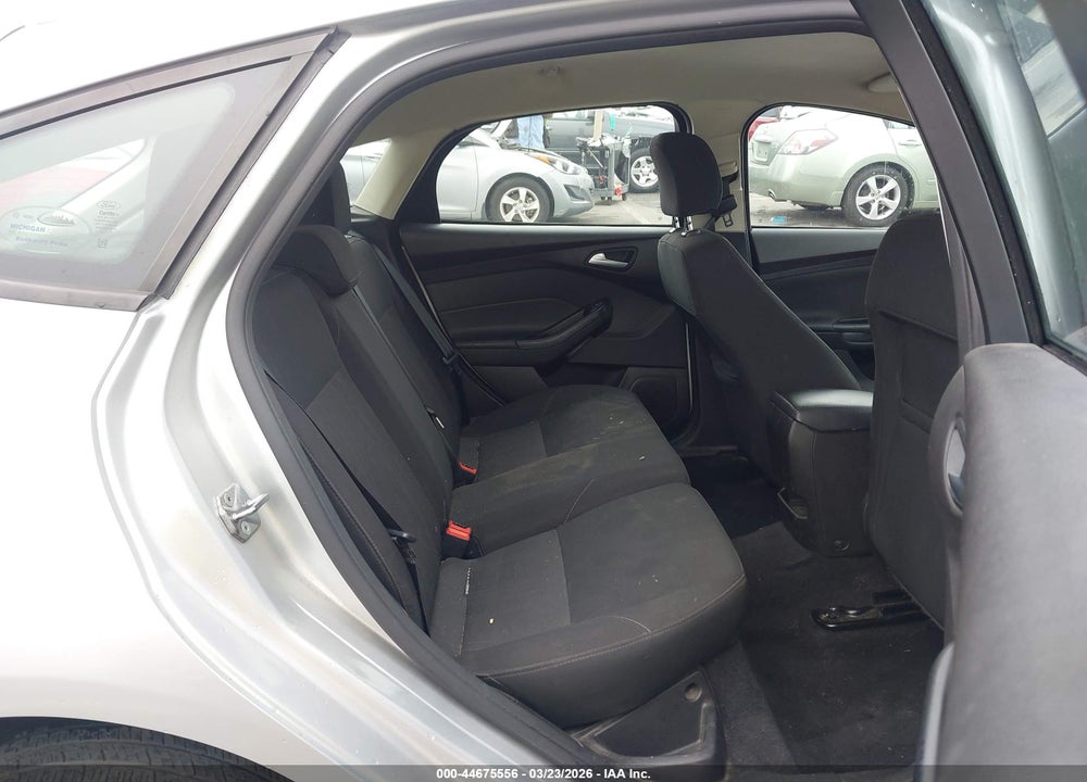 2017 FORD FOCUS SE VIN: 1FADP3K27HL278195