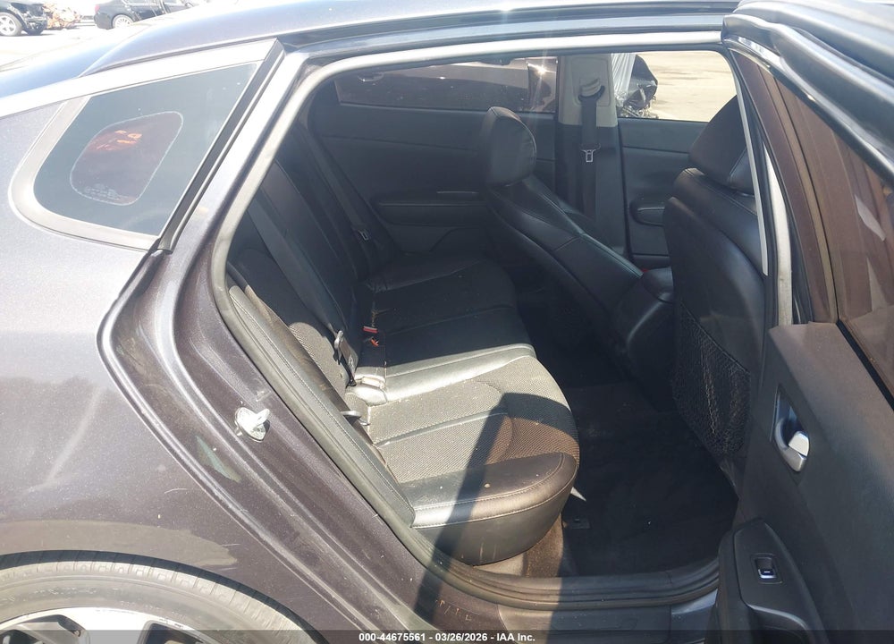 2019 KIA OPTIMA S VIN: 5XXGT4L32KG313202