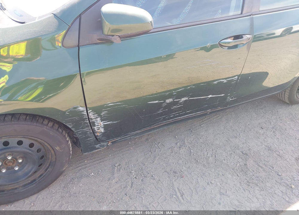 2014 TOYOTA COROLLA LE VIN: 5YFBURHEXEP053710