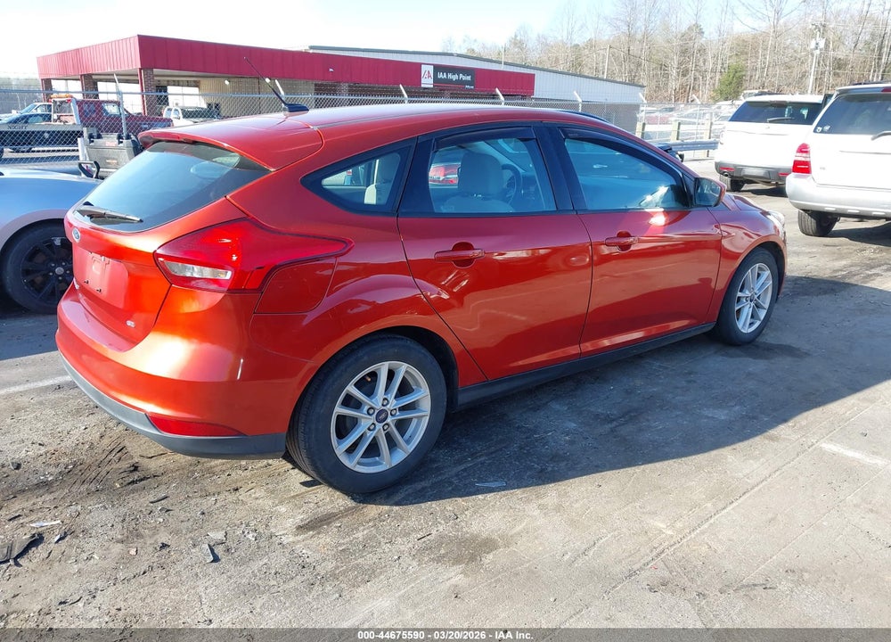 2018 FORD FOCUS SE VIN: 1FADP3K26JL252516