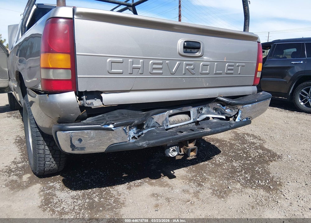 2002 CHEVROLET SILVERADO 1500 LT VIN: 1GCEK19T12Z240224