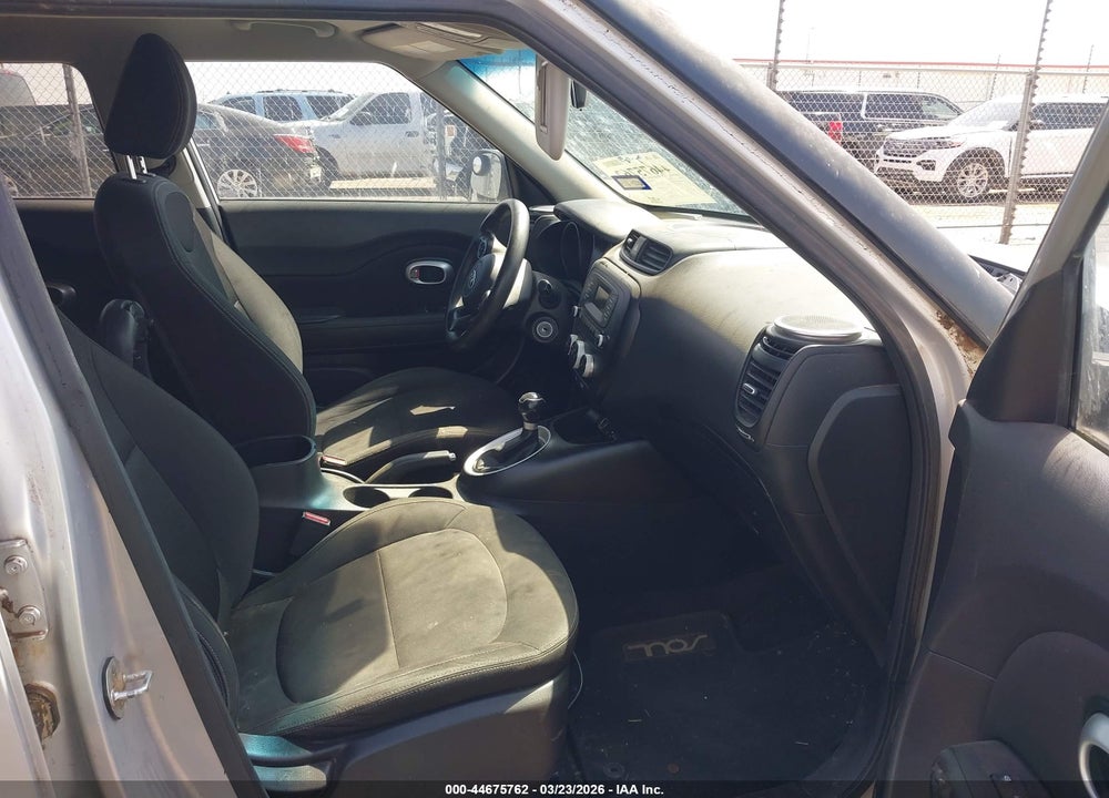 2016 KIA SOUL VIN: KNDJN2A25G7833019