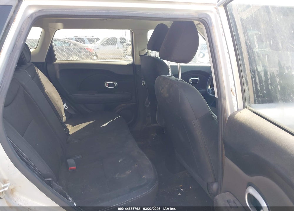 2016 KIA SOUL VIN: KNDJN2A25G7833019