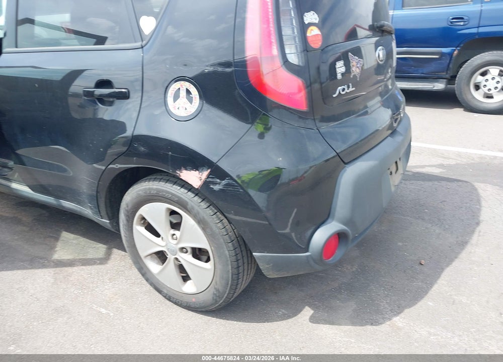 2015 KIA SOUL VIN: KNDJN2A2XF7170321
