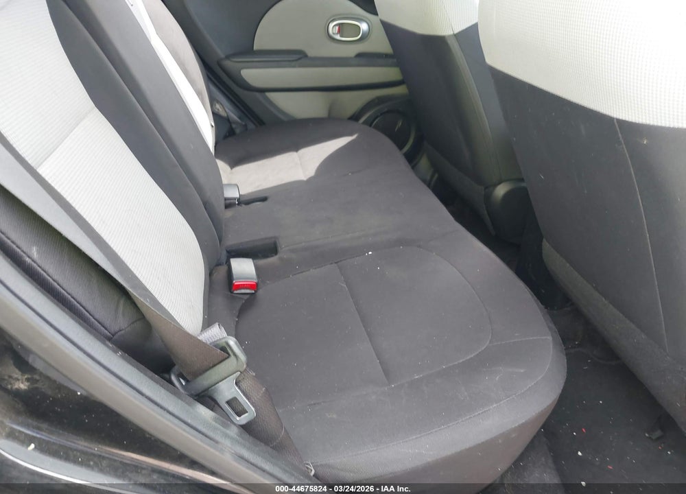 2015 KIA SOUL VIN: KNDJN2A2XF7170321