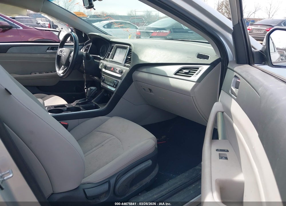 2018 HYUNDAI SONATA SEL+ VIN: 5NPE34AF6JH722889