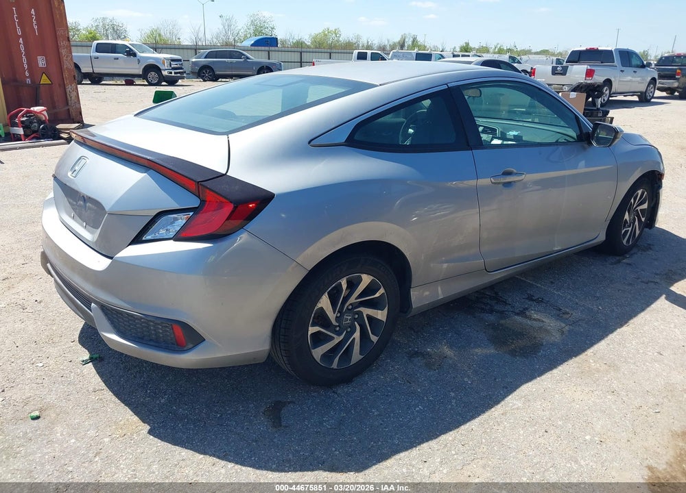 2017 HONDA CIVIC LX VIN: 2HGFC4B55HH305293