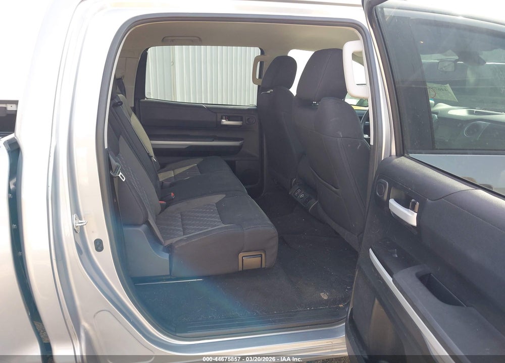 2018 TOYOTA TUNDRA SR5 5.7L V8 VIN: 5TFEY5F18JX229997