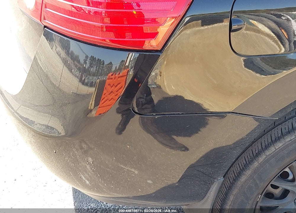 2015 NISSAN ROGUE SELECT S VIN: JN8AS5MT5FW153595
