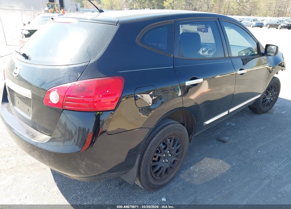 2015 NISSAN ROGUE SELECT S VIN: JN8AS5MT5FW153595