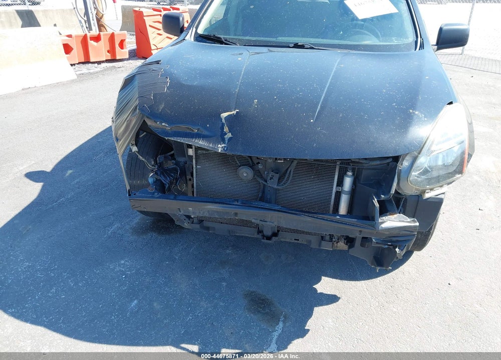 2015 NISSAN ROGUE SELECT S VIN: JN8AS5MT5FW153595