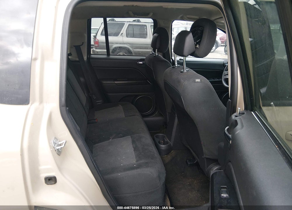 2016 JEEP COMPASS SPORT VIN: 1C4NJCBB6GD804986