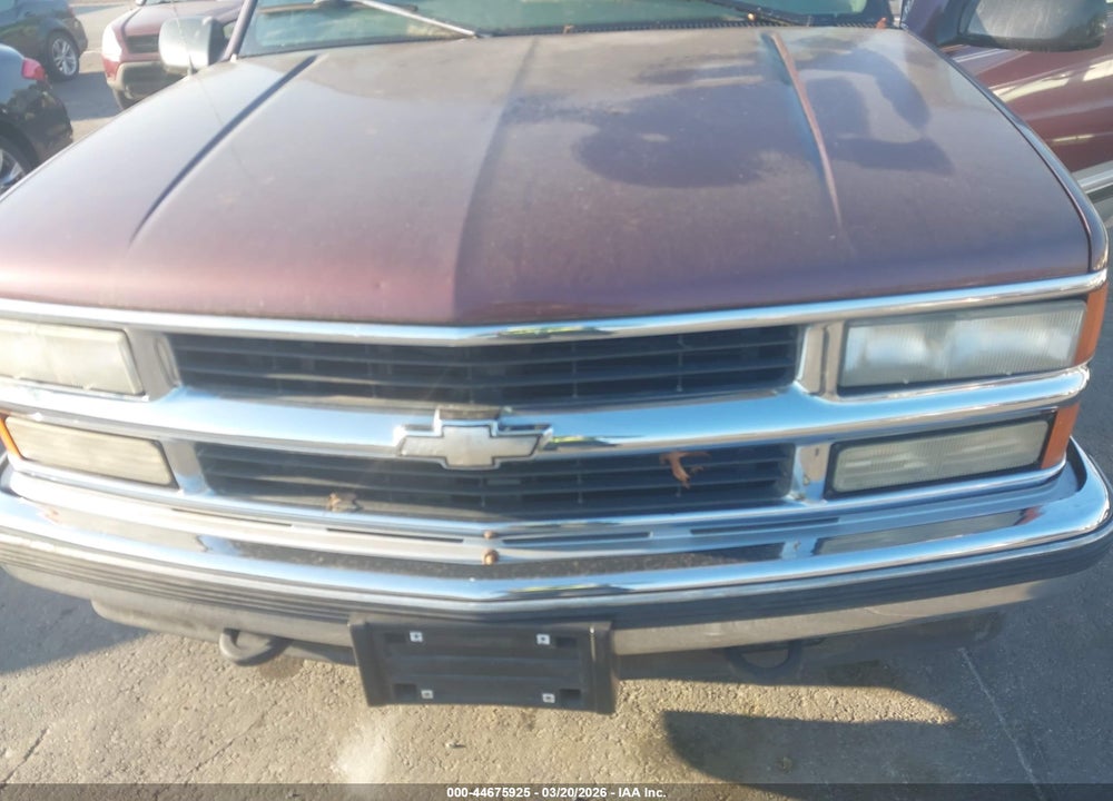 1997 CHEVROLET TAHOE LS VIN: 1GNEK13R2VJ423414