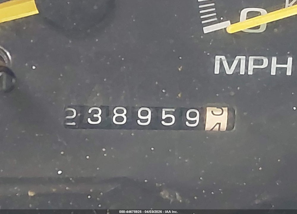 1997 CHEVROLET TAHOE LS VIN: 1GNEK13R2VJ423414