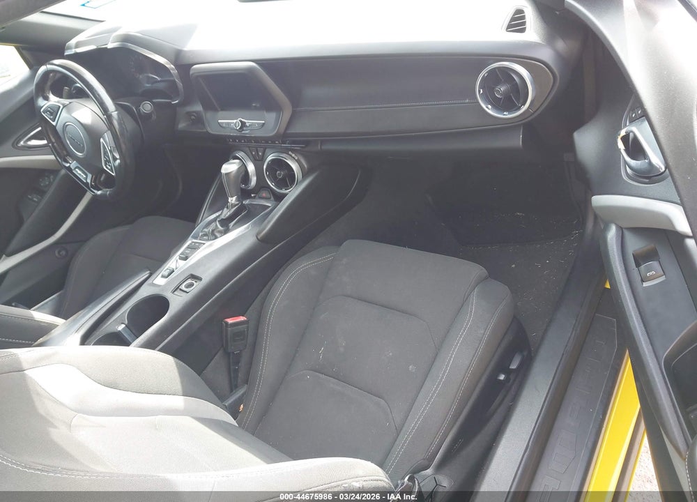 2017 CHEVROLET CAMARO 1LT VIN: 1G1FB1RS8H0199477