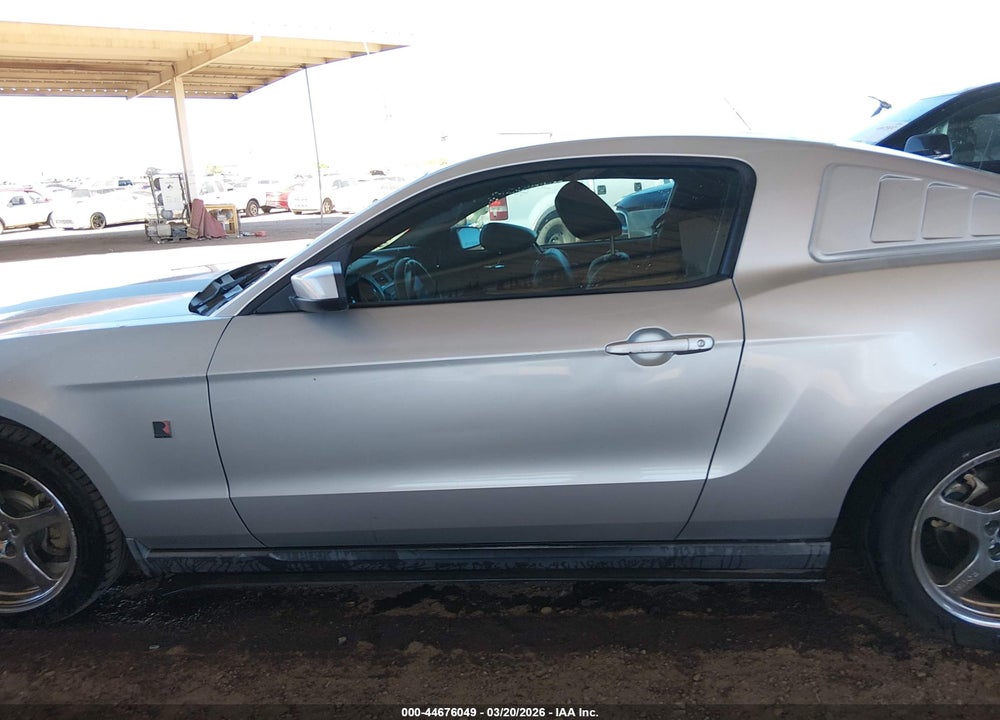 2010 FORD MUSTANG GT/GT PREMIUM VIN: 1ZVBP8CH3A5116749