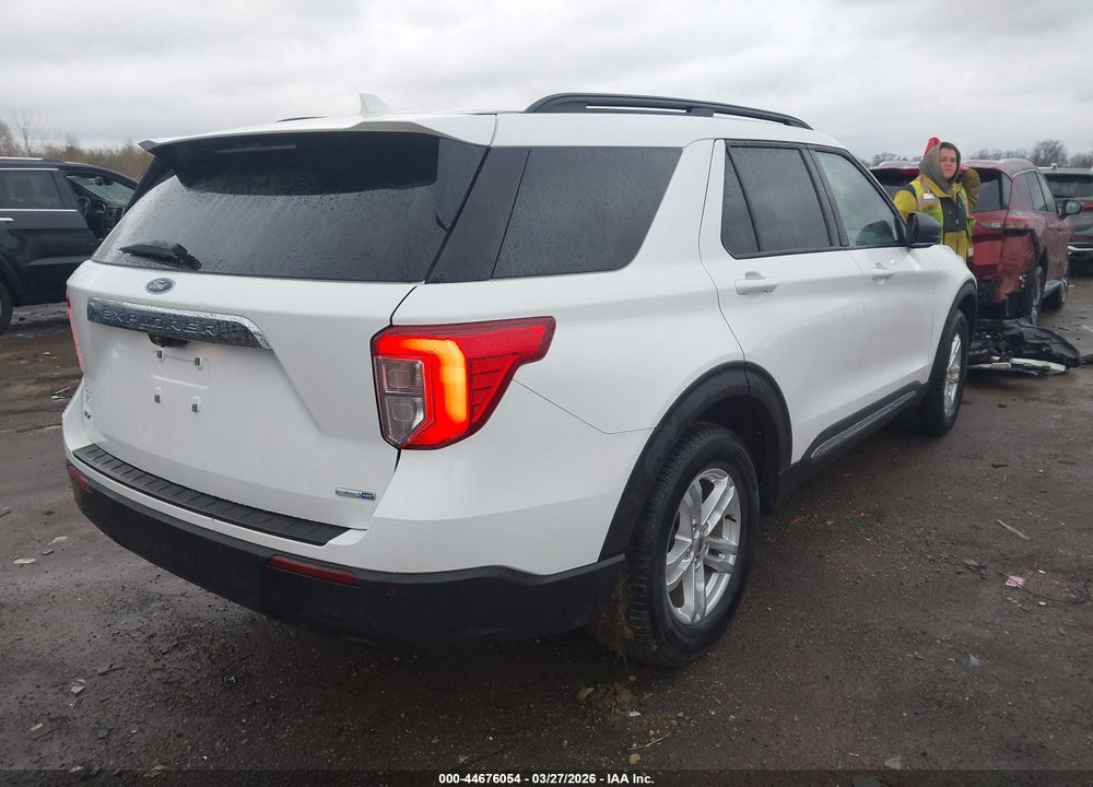 2020 FORD EXPLORER XLT VIN: 1FMSK8DH5LGA26165