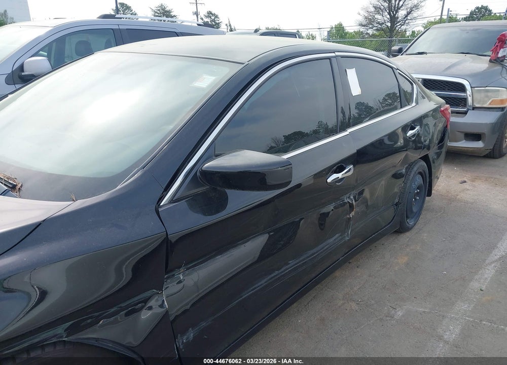 2016 NISSAN ALTIMA 3.5 SR VIN: 1N4BL3AP7GC155530