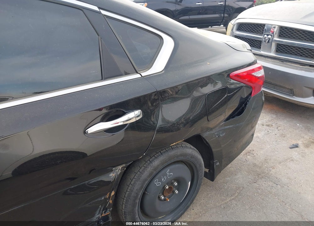 2016 NISSAN ALTIMA 3.5 SR VIN: 1N4BL3AP7GC155530