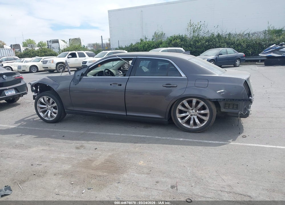 2018 CHRYSLER 300 TOURING L VIN: 2C3CCAAG5JH232360