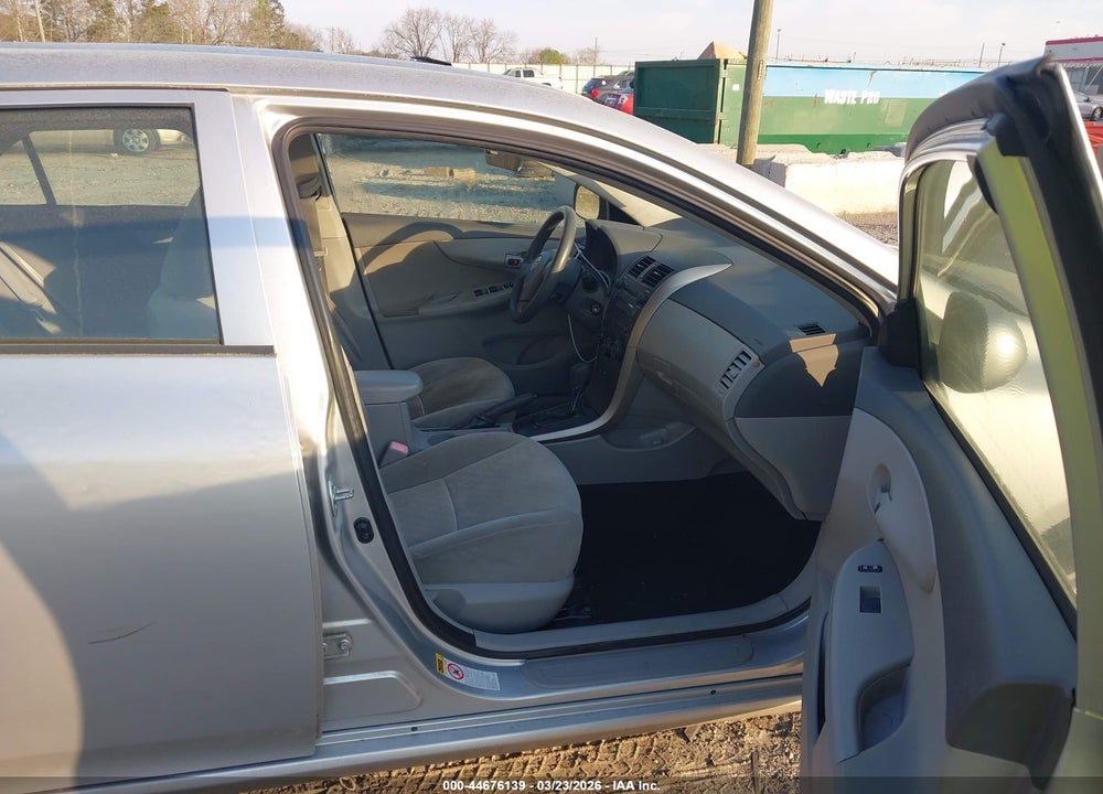 2009 TOYOTA COROLLA LE VIN: JTDBL40E79J028470