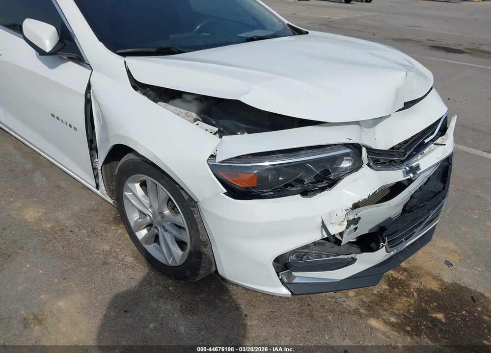 2018 CHEVROLET MALIBU LT VIN: 1G1ZD5ST9JF209910