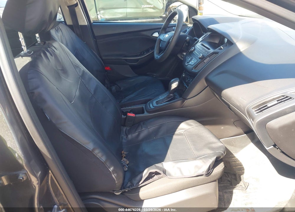 2017 FORD FOCUS SE VIN: 1FADP3F29HL291721