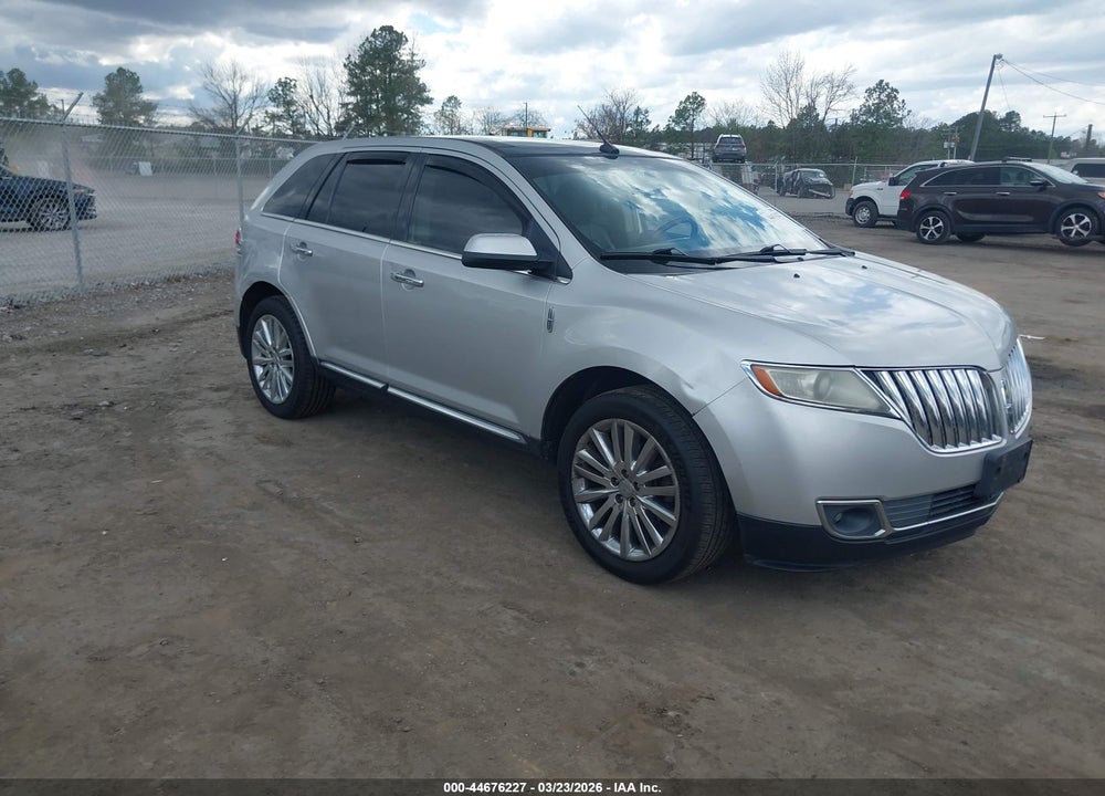2011 LINCOLN MKX VIN: 2LMDJ8JK9BBJ28137