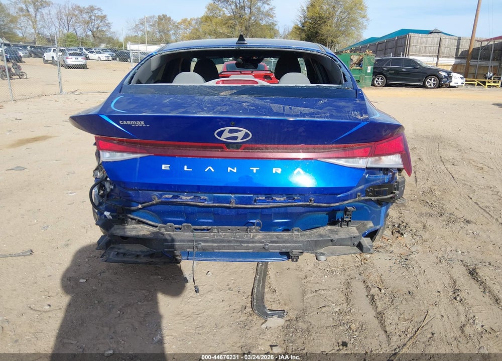 2024 HYUNDAI ELANTRA SEL VIN: KMHLM4DG1RU744515