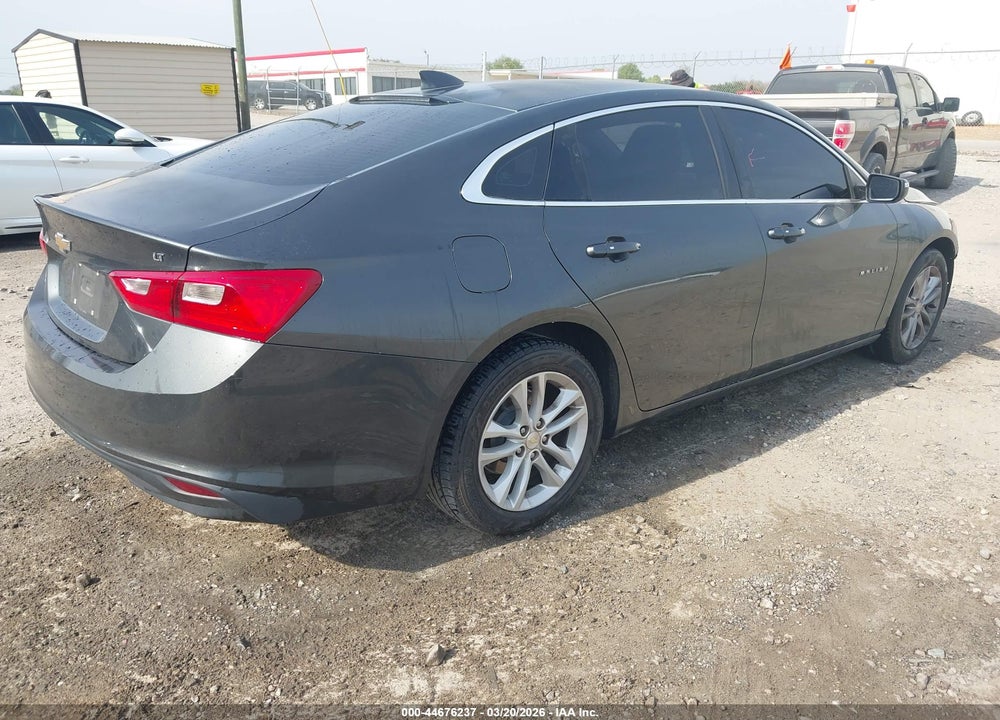 2018 CHEVROLET MALIBU LT VIN: 1G1ZD5ST2JF131518