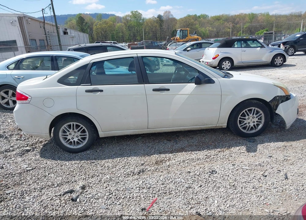 2010 FORD FOCUS SE VIN: 1FAHP3FNXAW173368