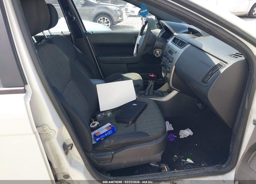 2010 FORD FOCUS SE VIN: 1FAHP3FNXAW173368